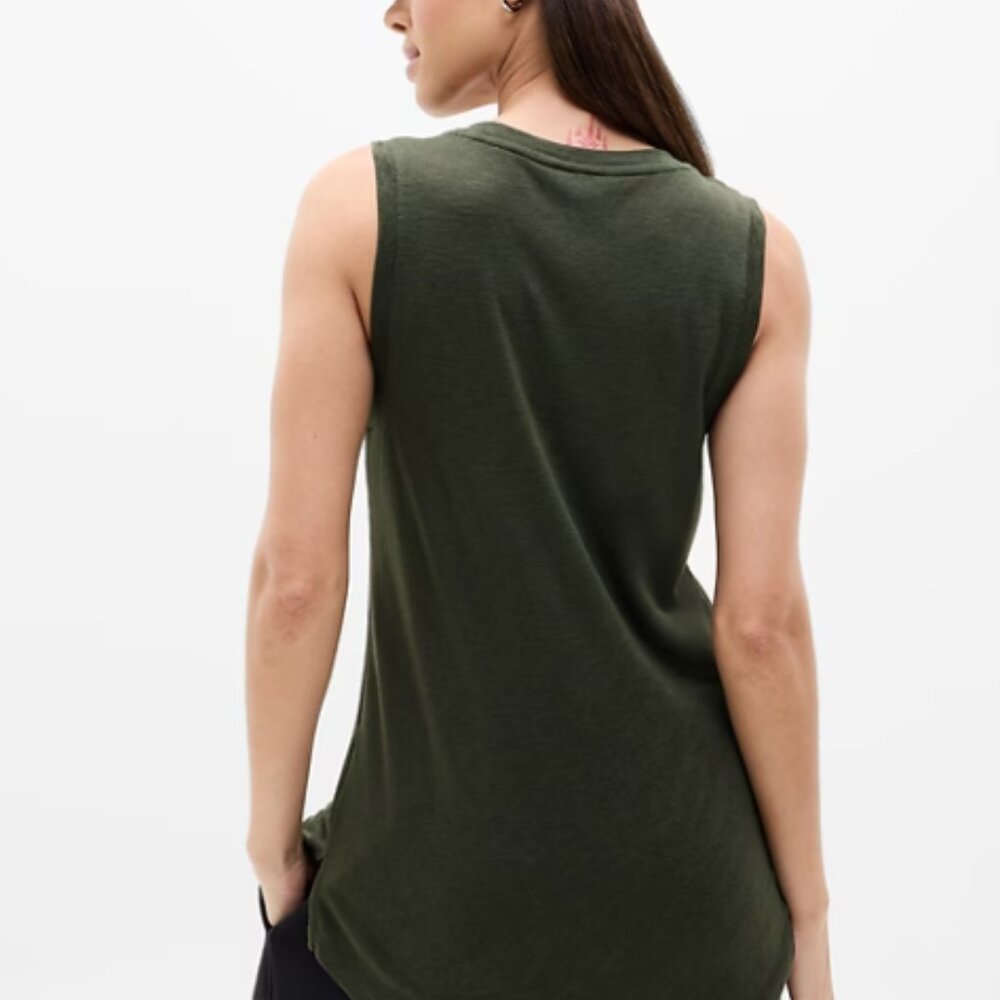NWT Breezy tank, size small - Picture 3 of 5